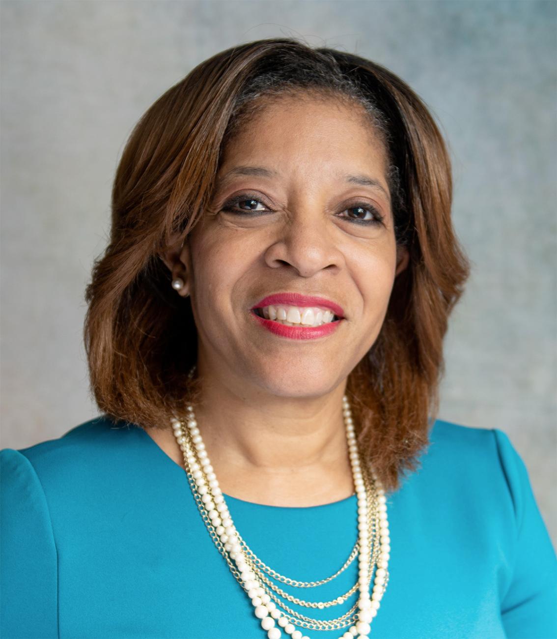 Linda Valdez - Candidate for Huntington Town Clerk